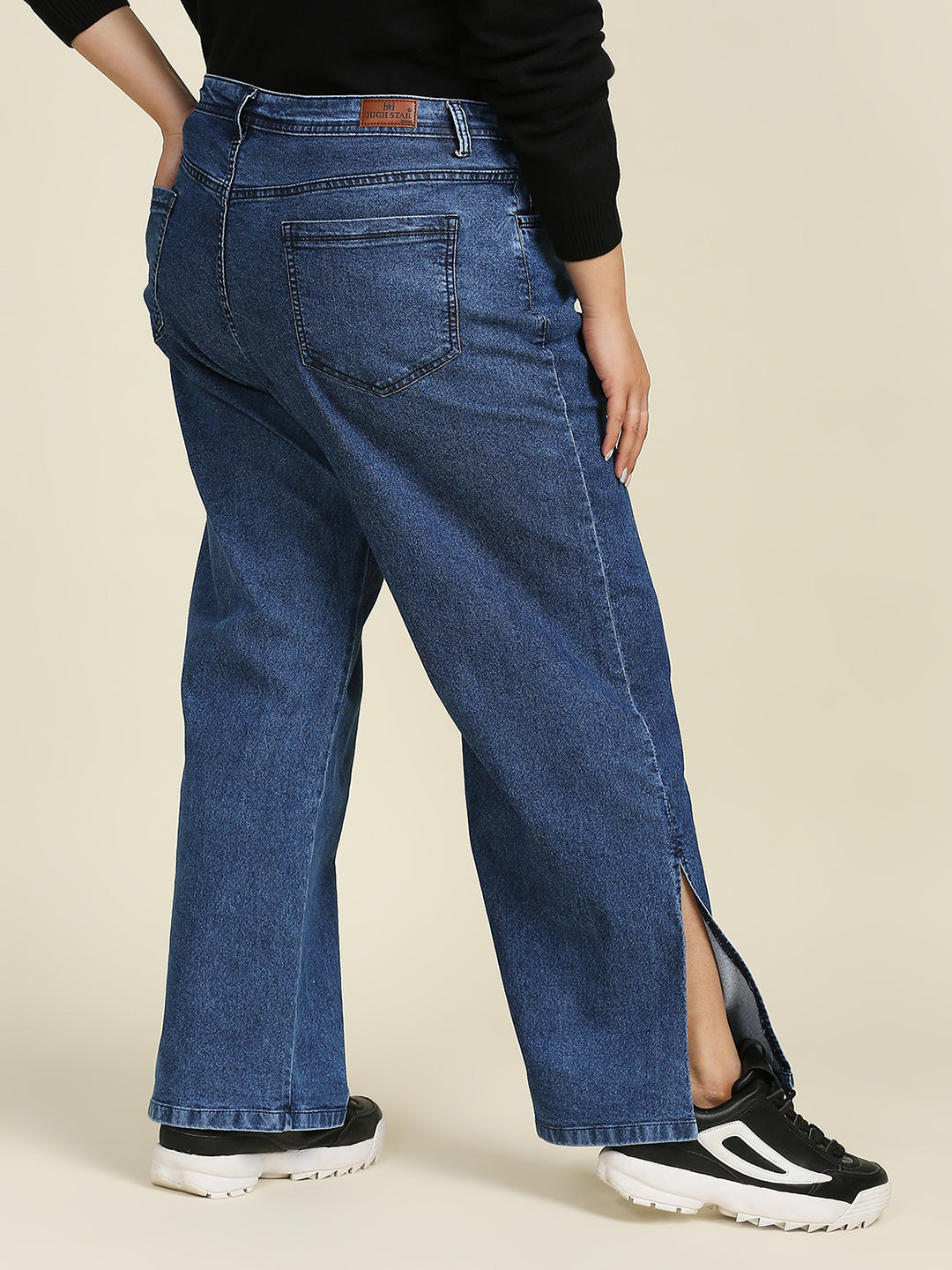 Women Plus Size Blue Wide Leg High-Rise Stretchable Jeans