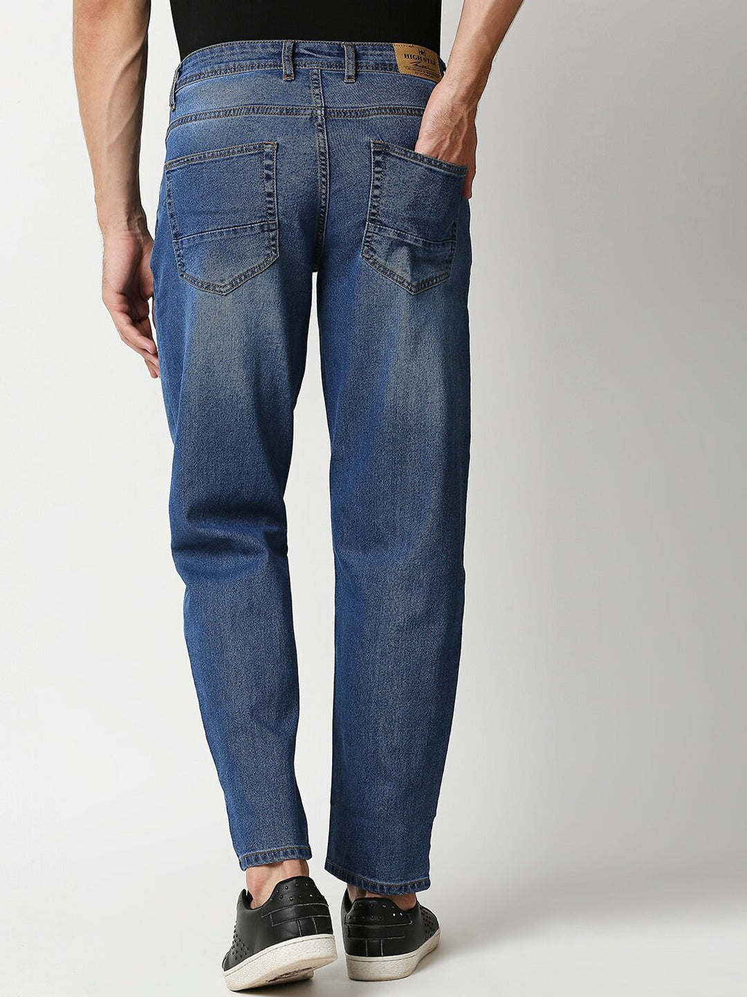 Men Blue Relaxed Fit Light Fade Jeans