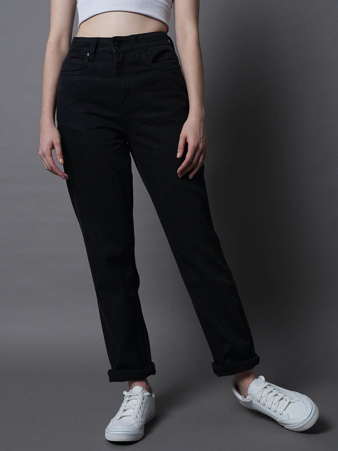 Women Dad Fit Mid-Rise Clean Look Stretchable Jeans