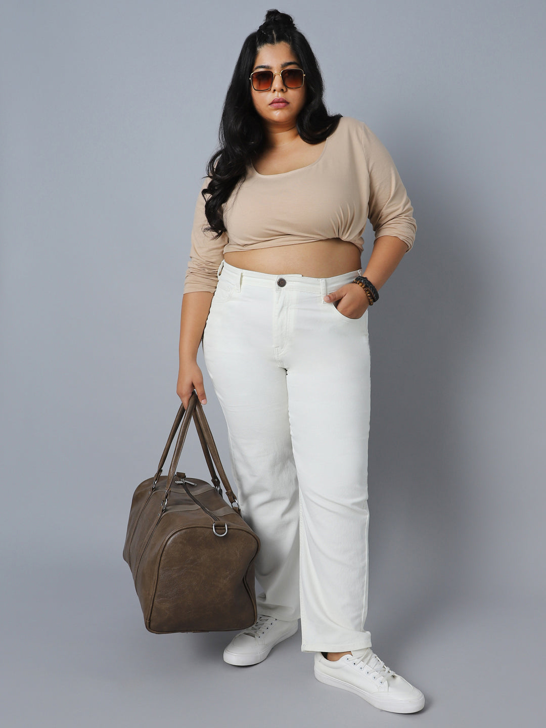 Women Plus Size Straight Fit High-Rise Clean Look Stretchable Jeans