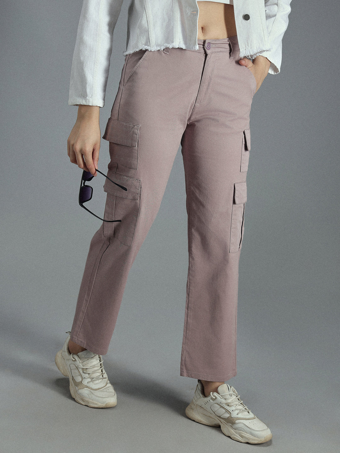 Women Relaxed Straight Leg High-Rise Plain Cargos Trousers