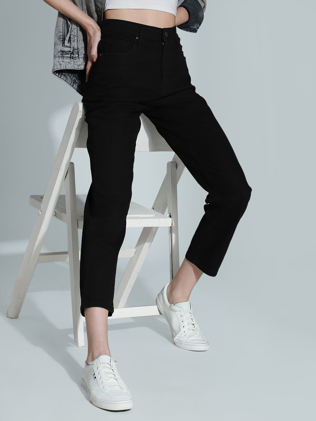 Women Straight Fit High-Rise Clean Look Stretchable Jeans