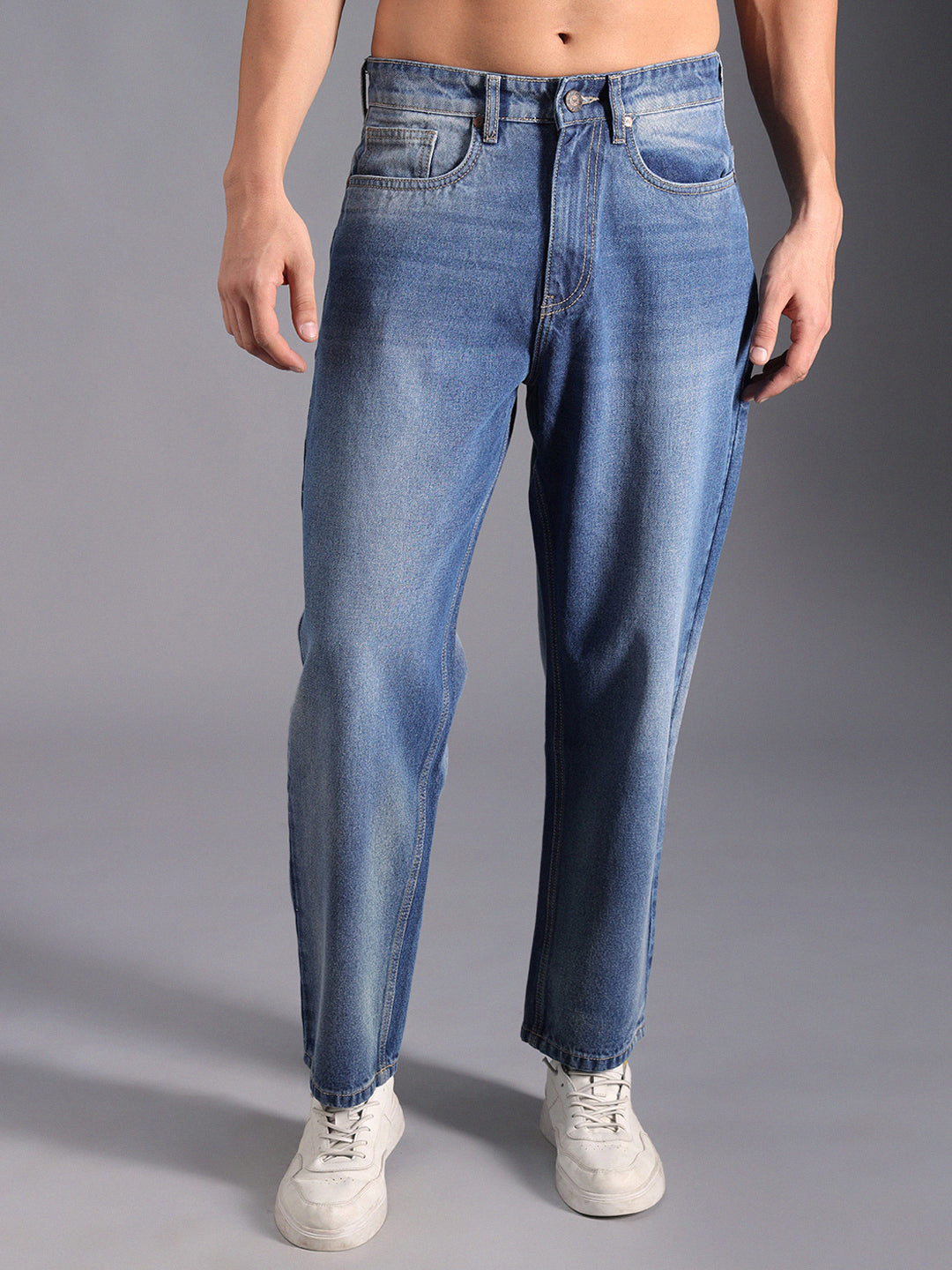 Men Relaxed Fit Clean Look Light Fade Cotton Jeans