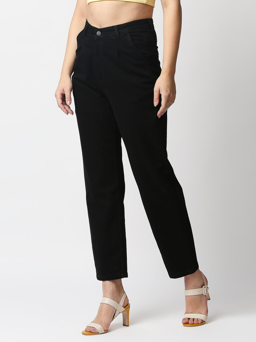 Women Black Mom Fit High-Rise Stretchable Jeans