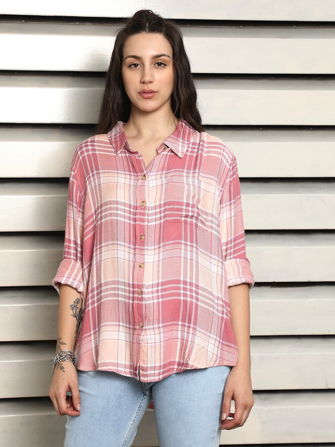 Classic Tartan Checks Spread Collar Cotton Oversized Casual Shirt