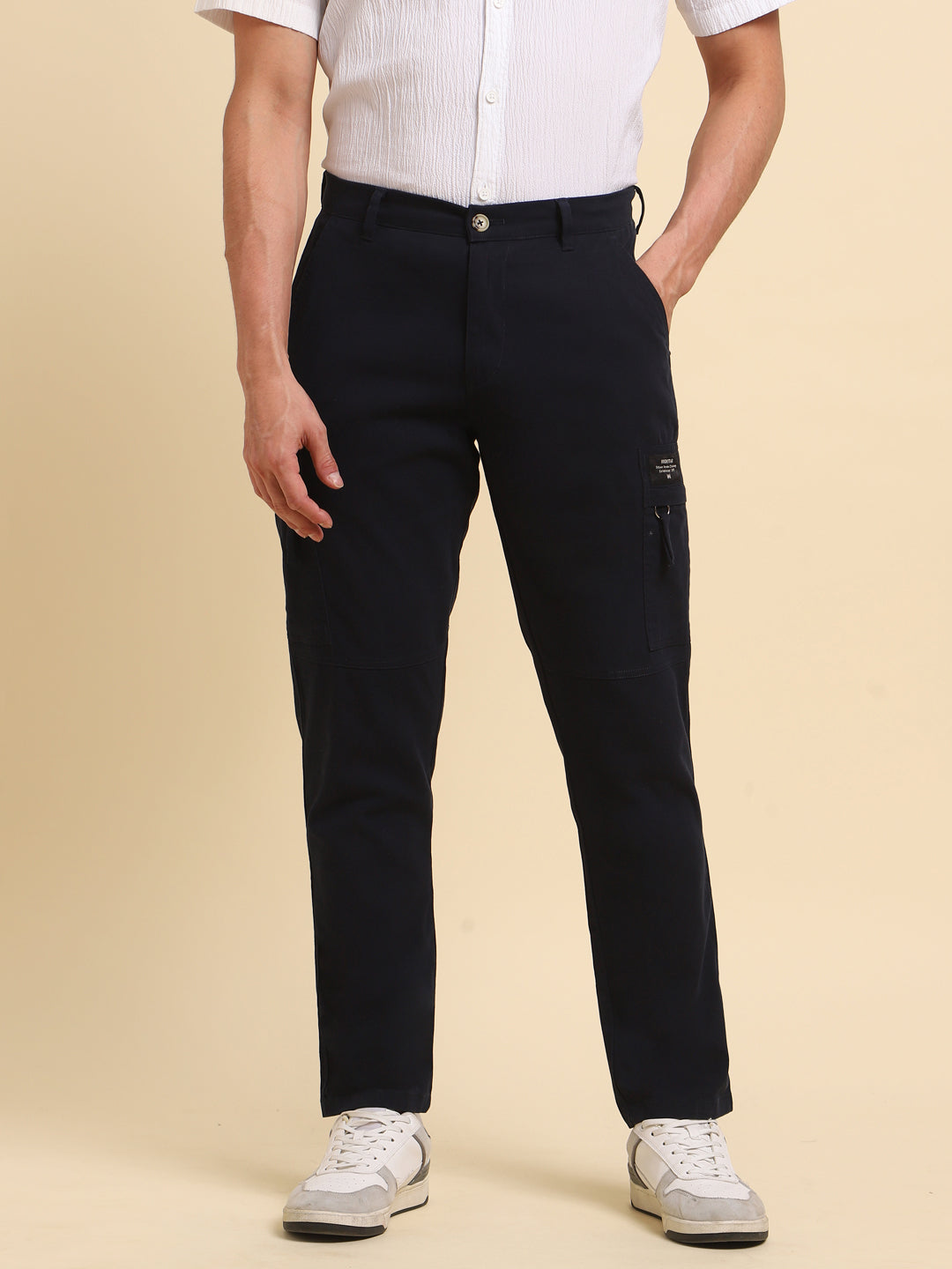 Men Mid Rise Cargos Trousers