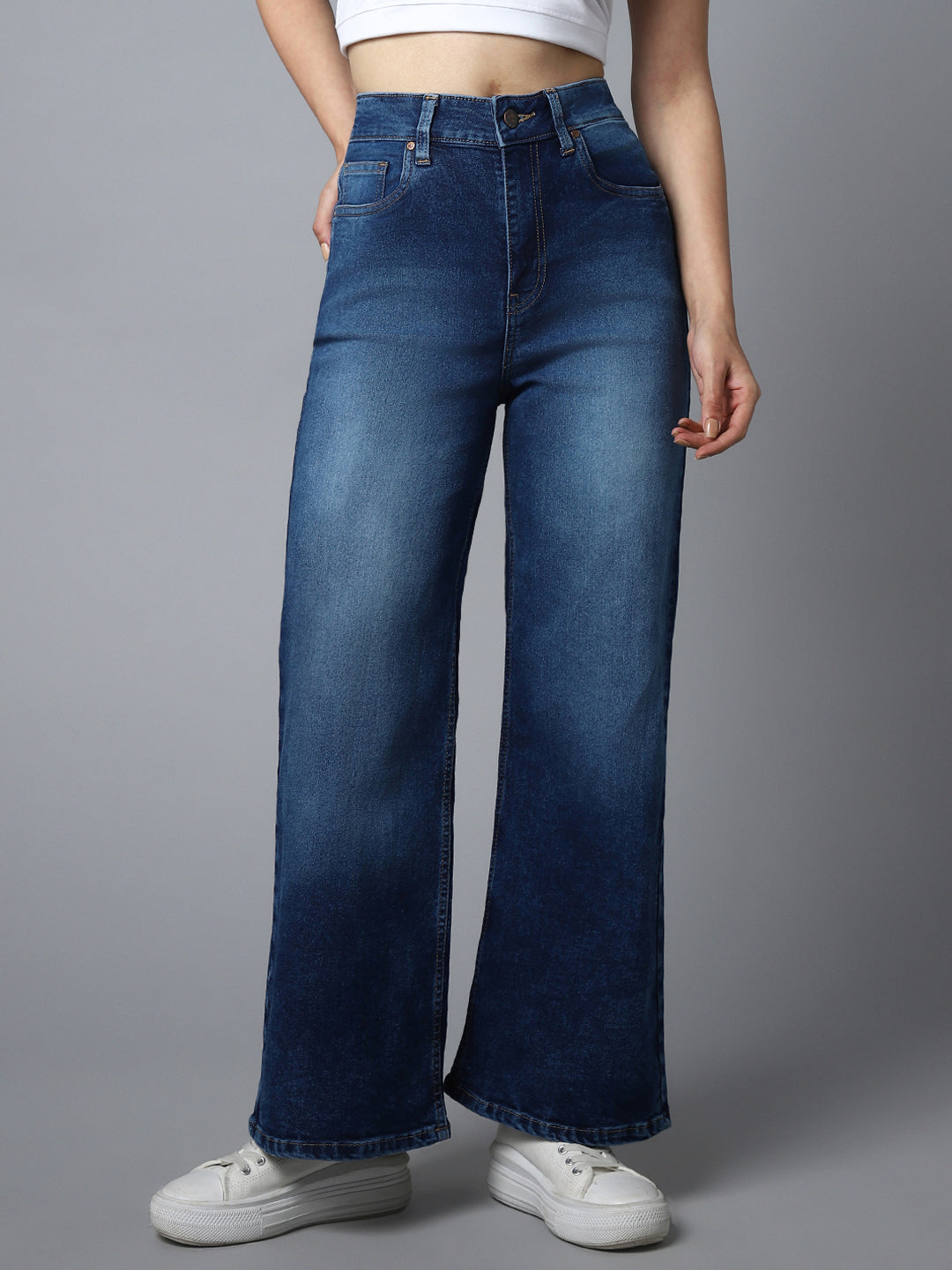 Women 90's Baggy High-Rise Light Fade Cotton Jeans