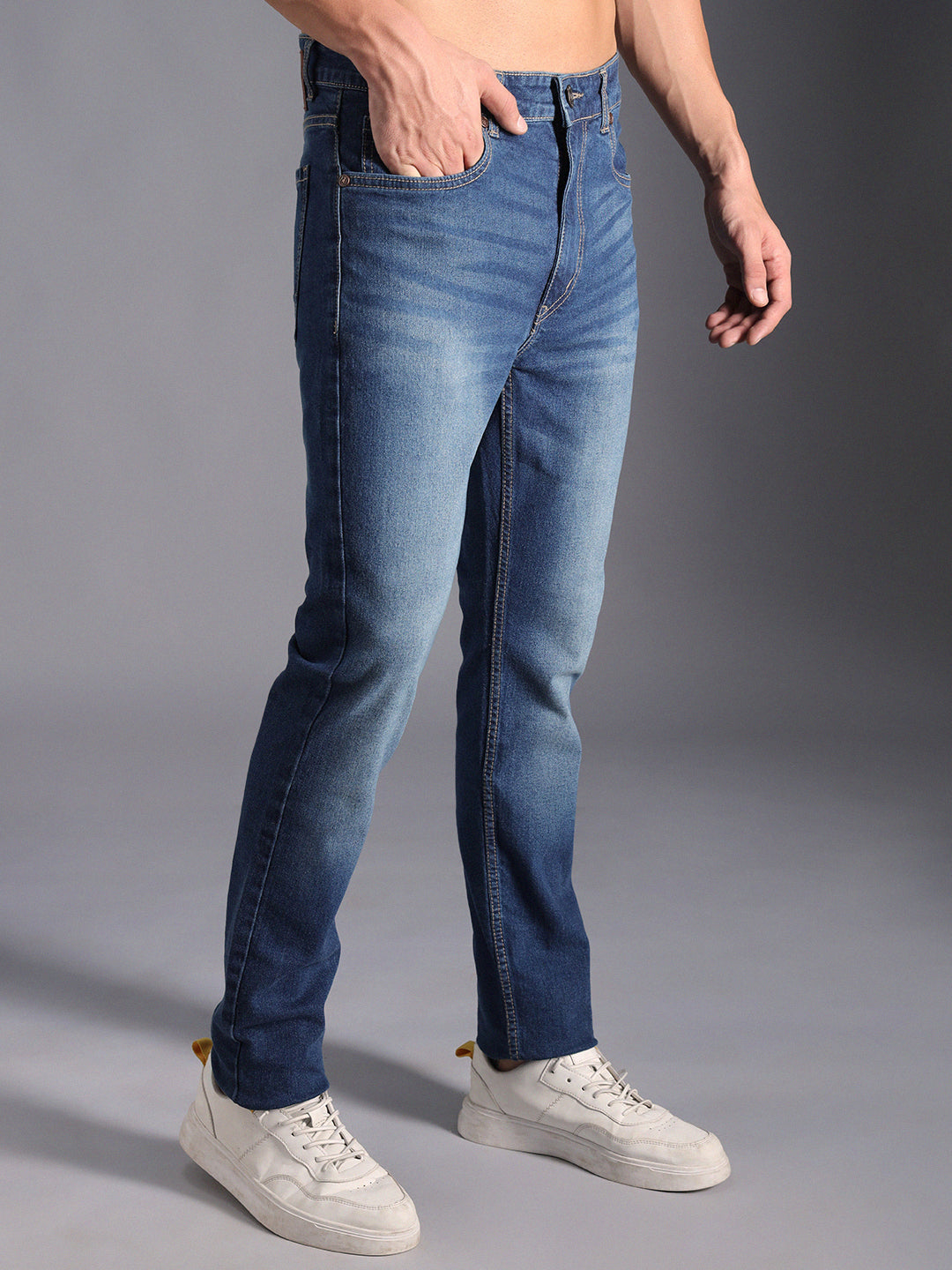 Men Straight Fit Clean Look Light Fade Cotton Jeans