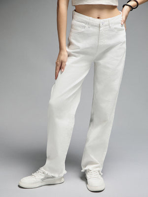 Women 90s Straight Fit High-Rise Clean Look Stretchable Jeans