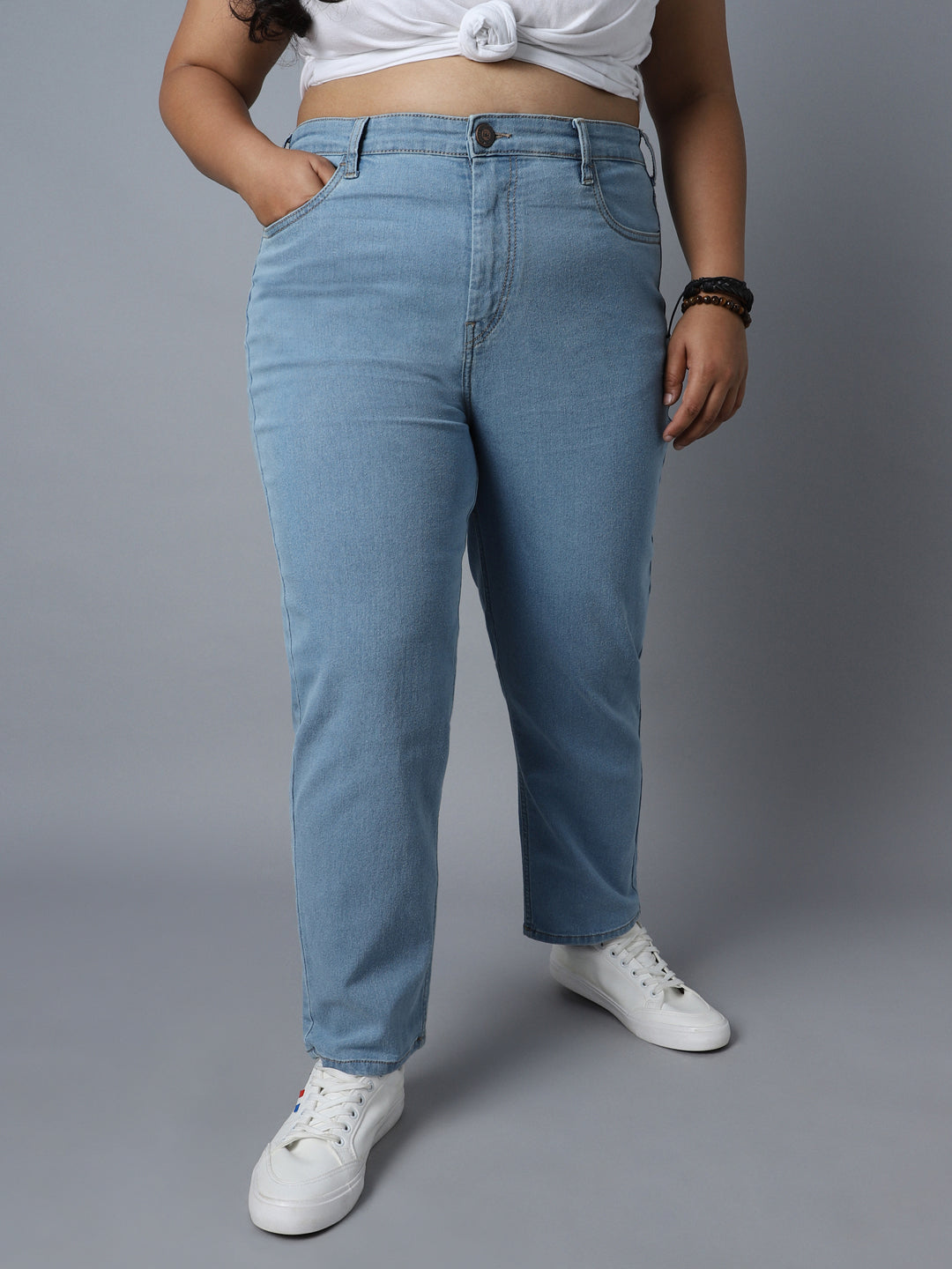 Women Plus Size Straight Fit High-Rise Clean Look Stretchable Jeans