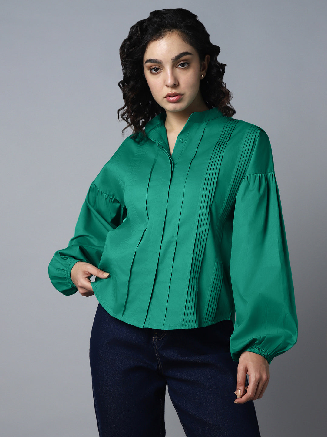 Spread Collar Puff Sleeves Pleated Shirt