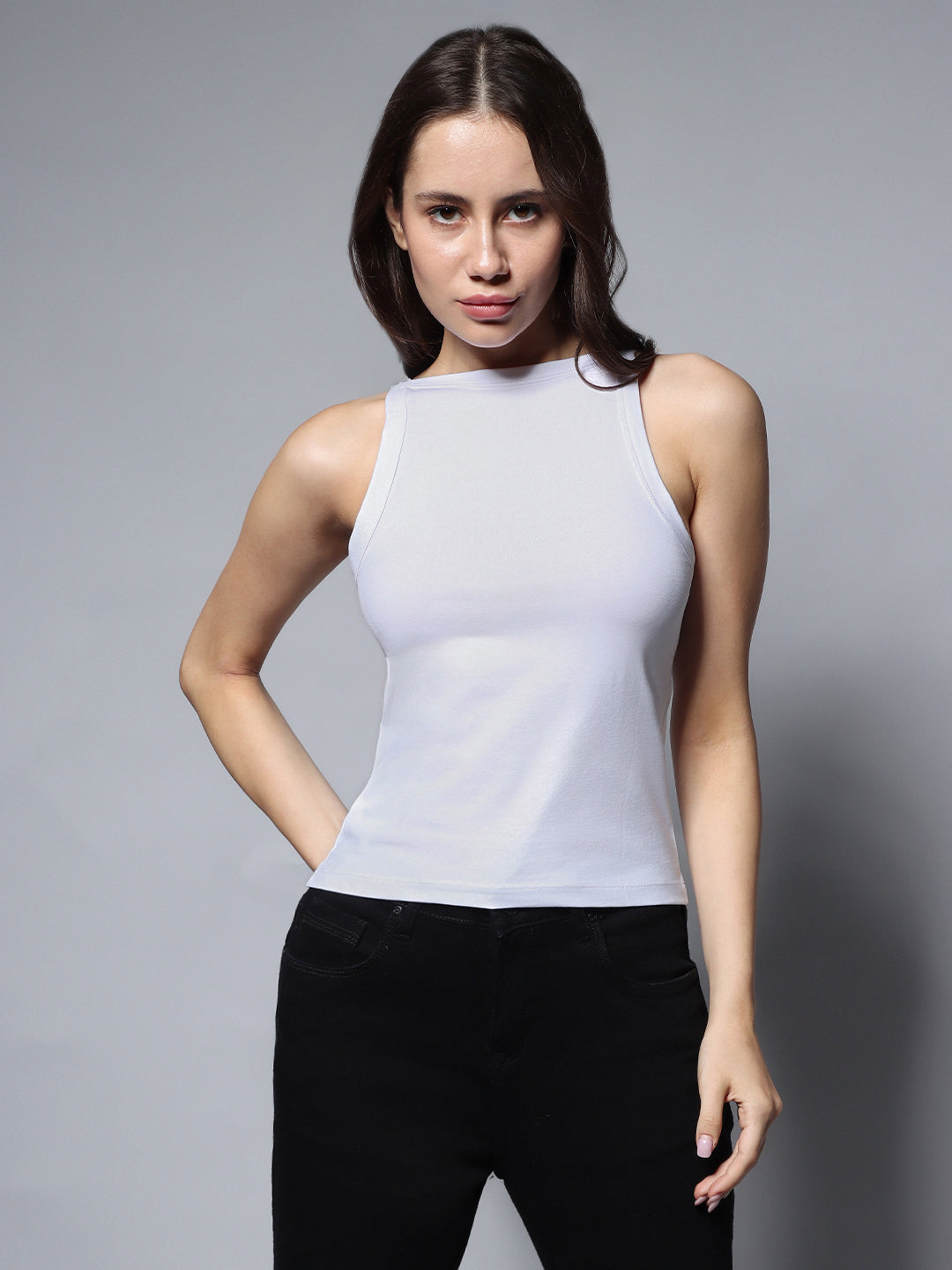 Round Neck Sleeveless Solid Top