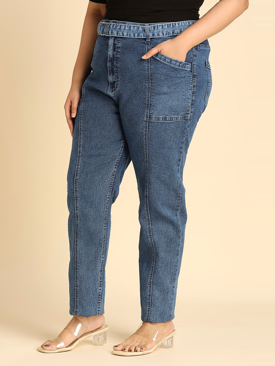 Women Plus Size Straight Fit High-Rise Stretchable Jeans