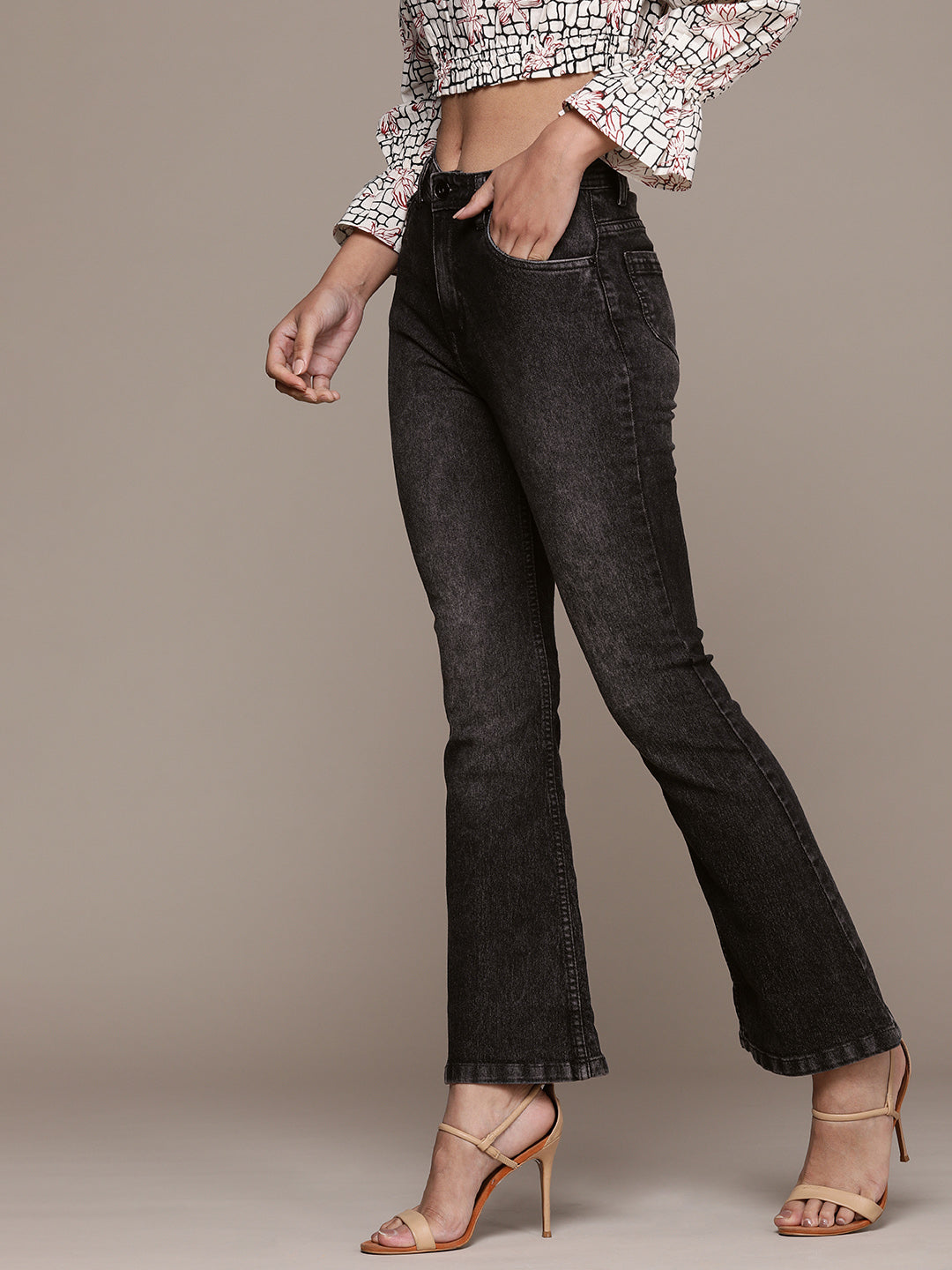 Women Charcoal Bootcut High-Rise Clean Look Stretchable Jeans