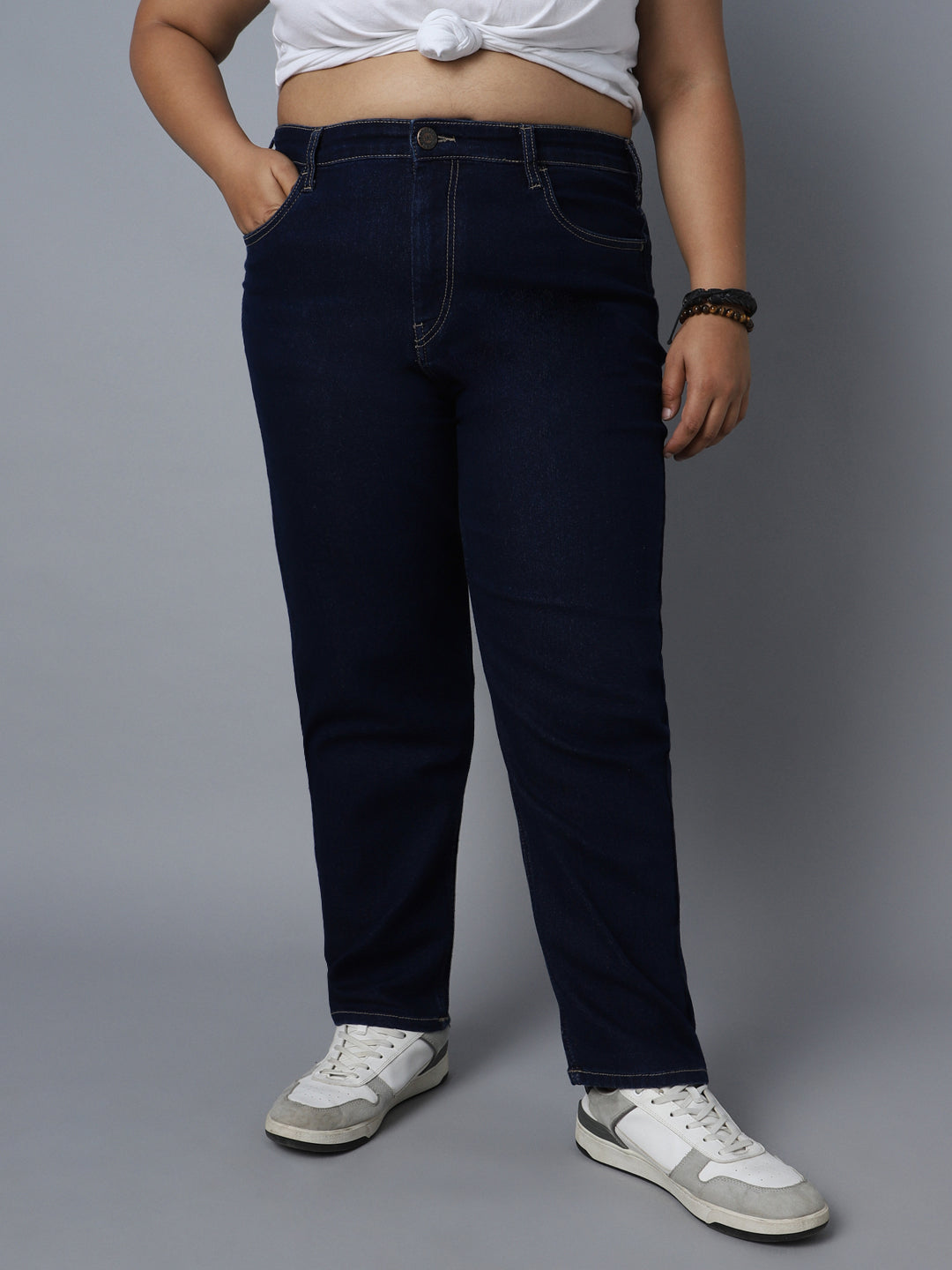 Women Plus Size Straight Fit High-Rise Clean Look Stretchable Jeans