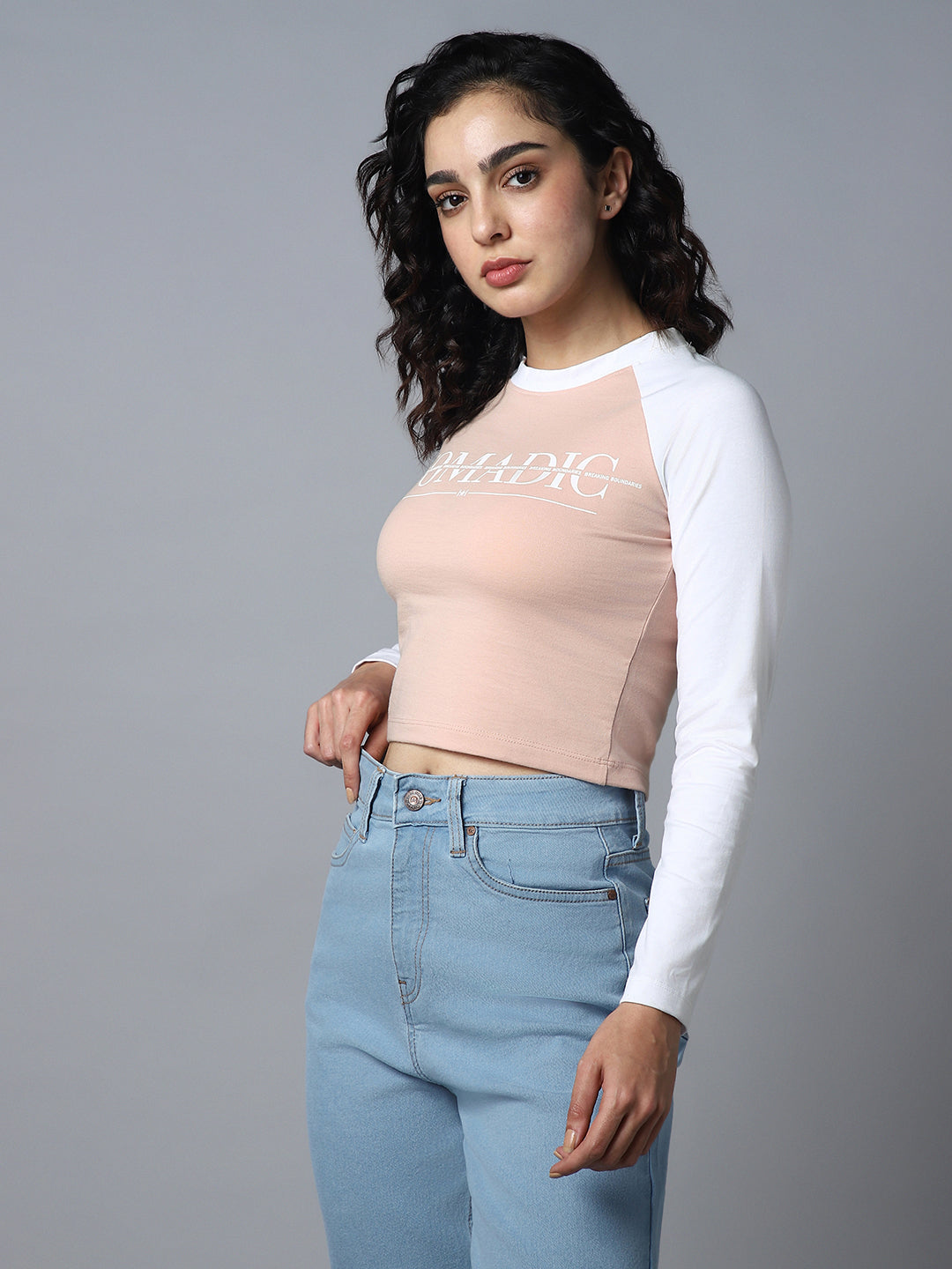 Colourblocked Raglan Sleeves Fitted Top