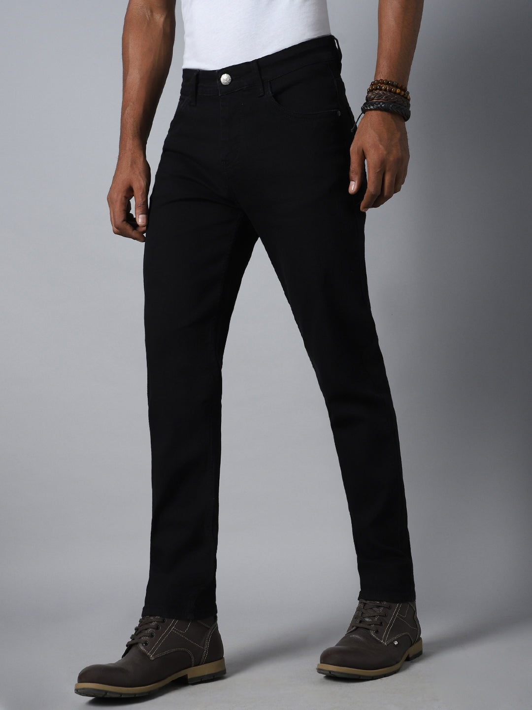 Men Black Straight Fit Stretchable Jeans