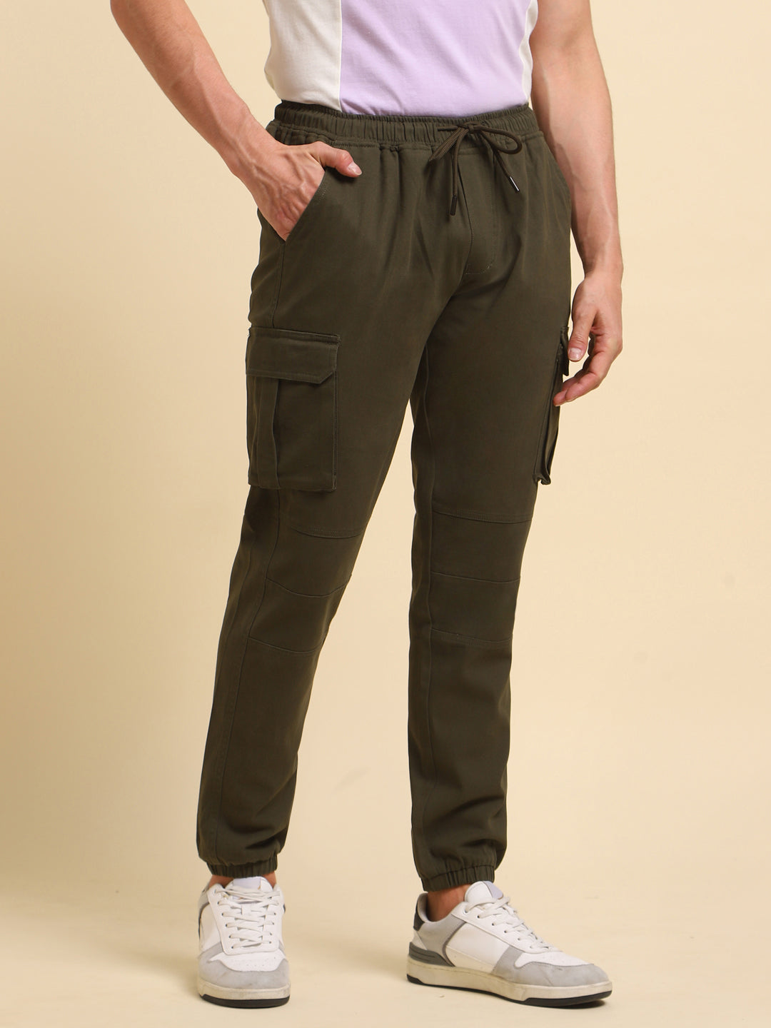 Men Mid-Rise Non Iron Cargo Trousers