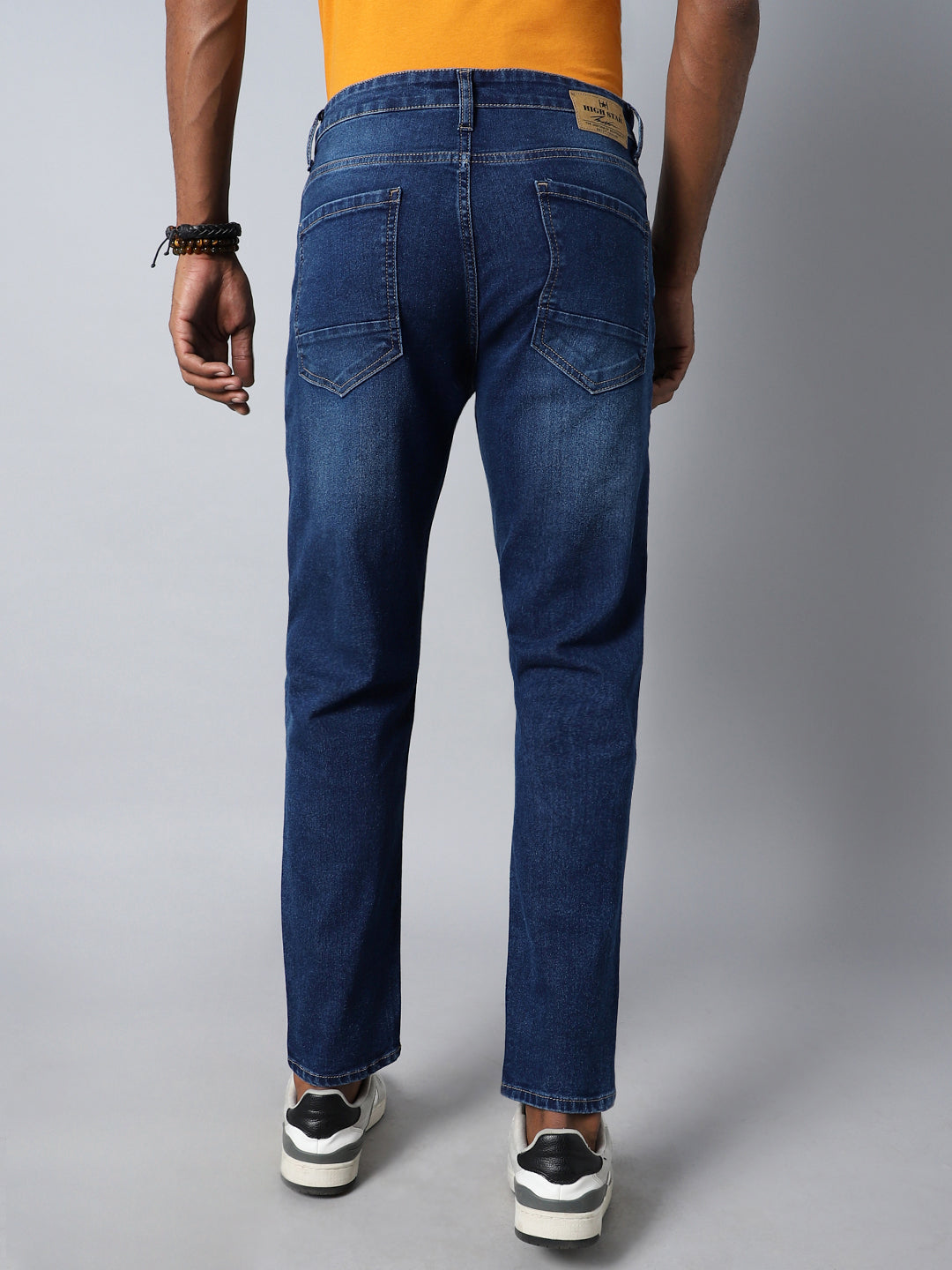 Men Tapered Fit Mid-Rise Clean Look Light Fade Stretchable Jeans