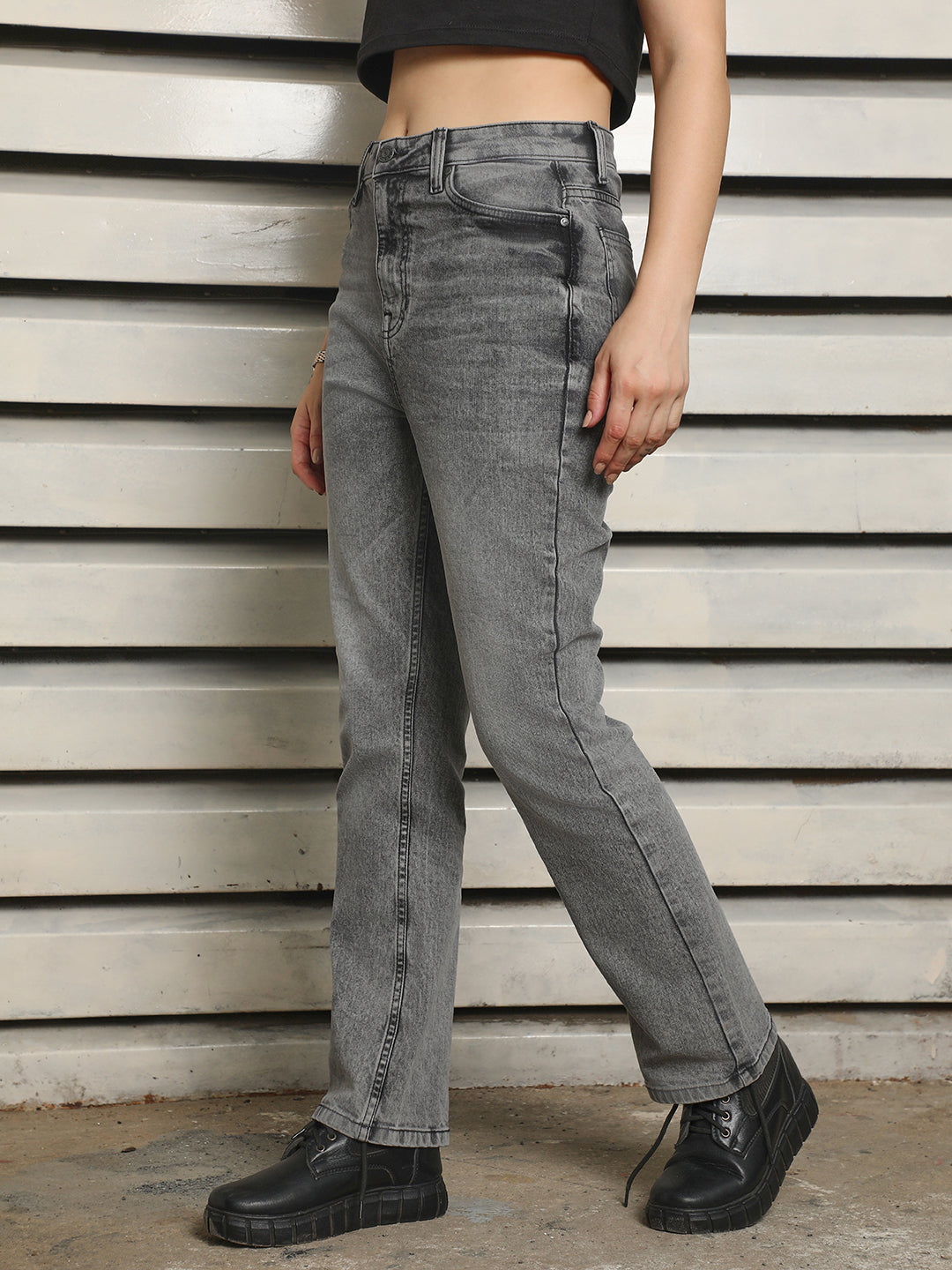 Women Straight High-Rise Heavy Fade Jeans