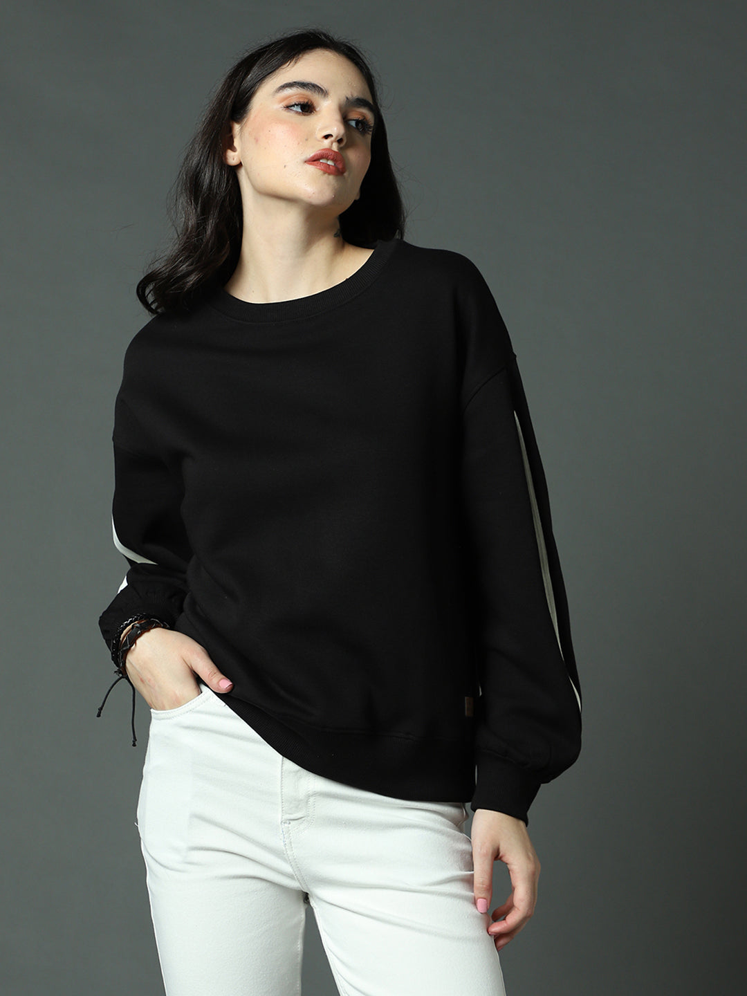 Round Neck Full Sleeves Ribbed Pullover