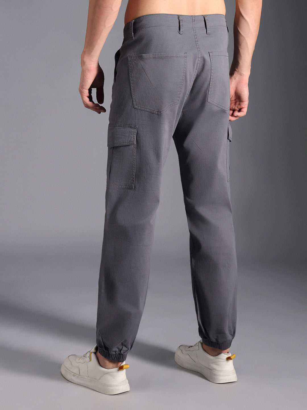 Men Relaxed Mid-Rise Cargo Joggers