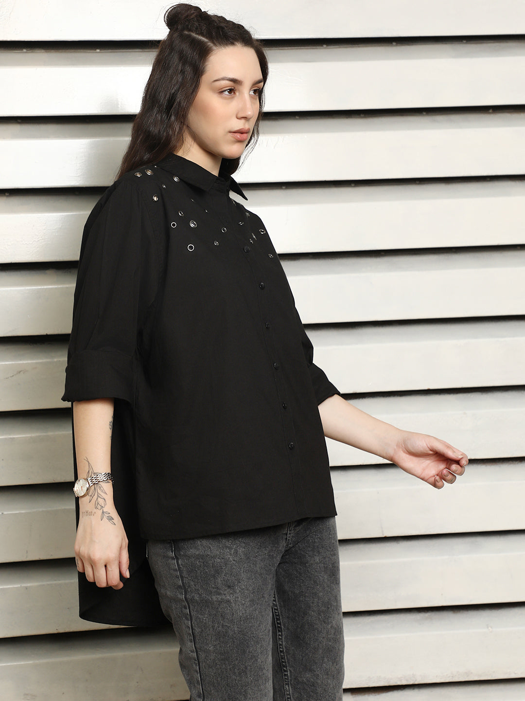 Classic Spread Collar with eyelets Oversized Cotton Casual Shirt