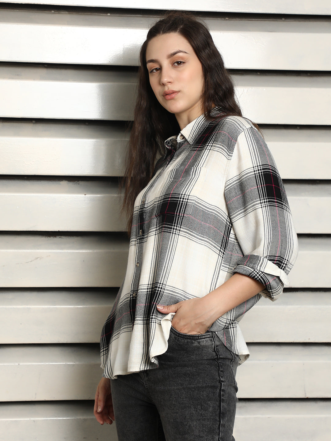 Classic Tartan Checks Spread Collar Cotton Oversized Casual Shirt