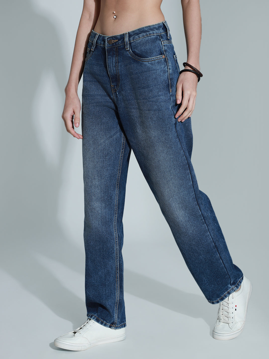 Women 90s Straight High-Rise Clean Look Pure Cotton Jeans