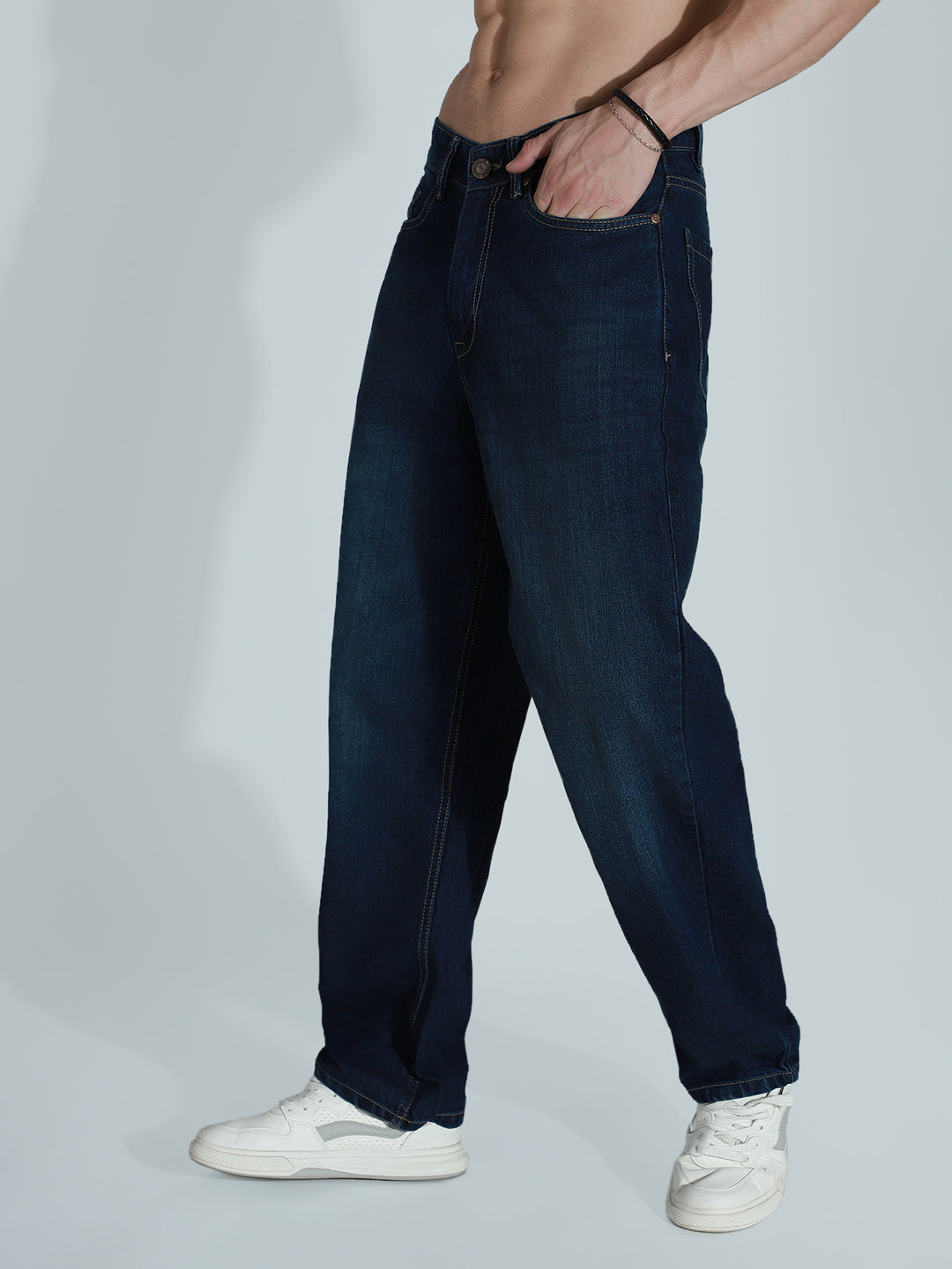 Men Wide Leg Mid-Rise Light Fade Clean Look Cotton Jeans