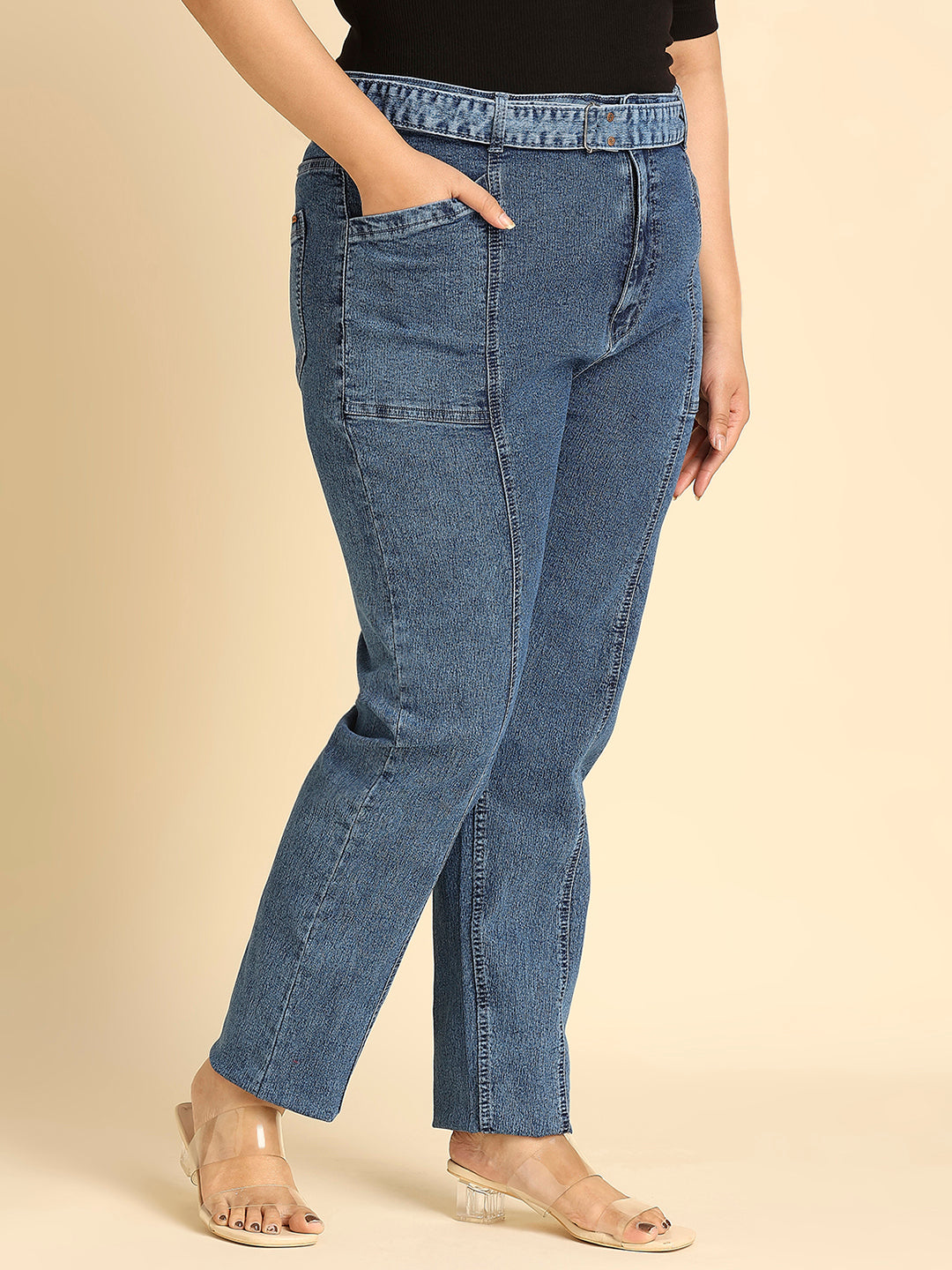 Women Plus Size Straight Fit High-Rise Stretchable Jeans