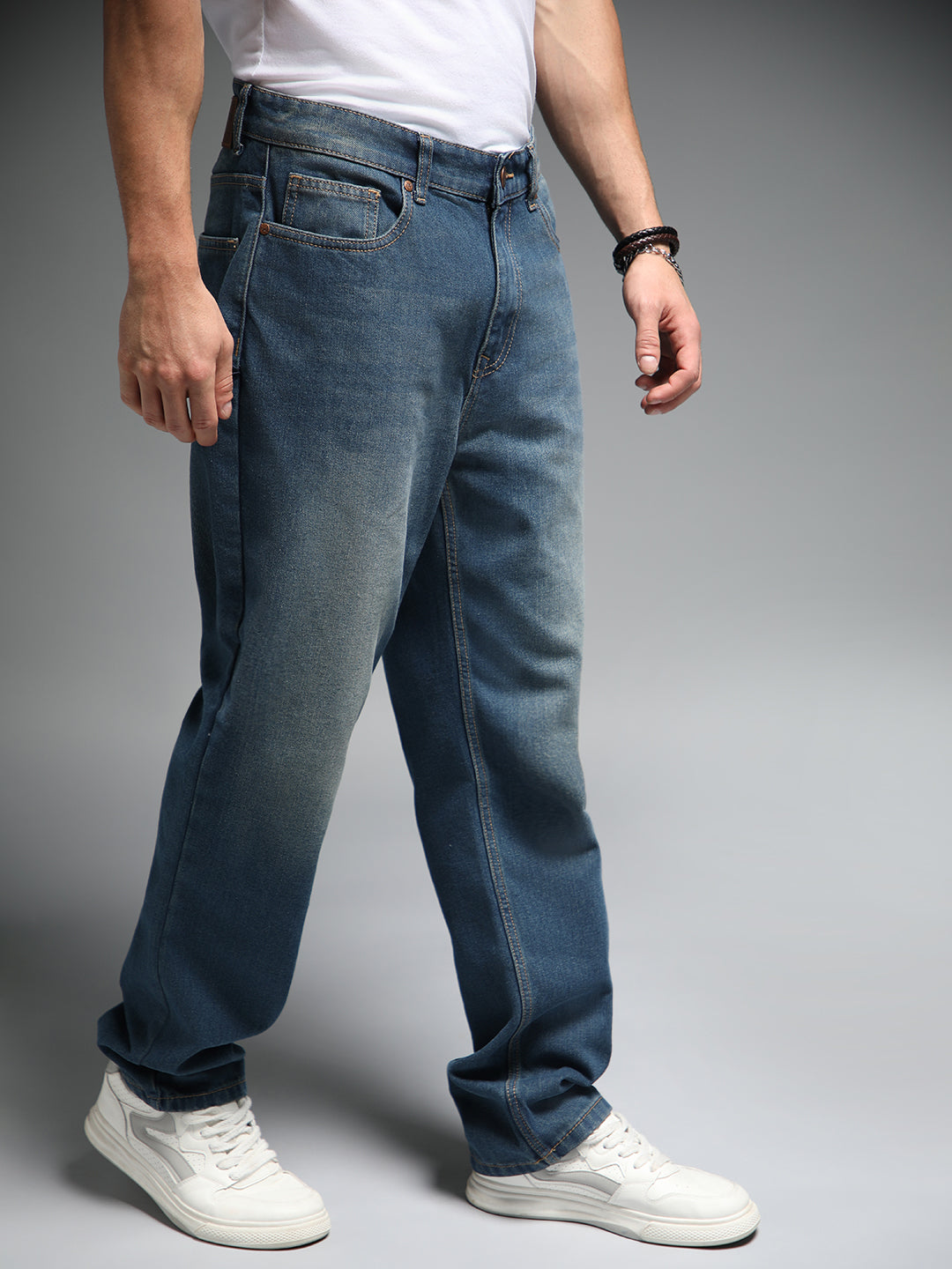 Men 90s Straight Fit Mid-Rise Clean Look Heavy Fade Cotton Jeans