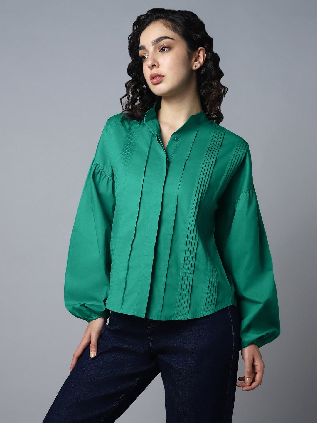 Spread Collar Puff Sleeves Pleated Shirt