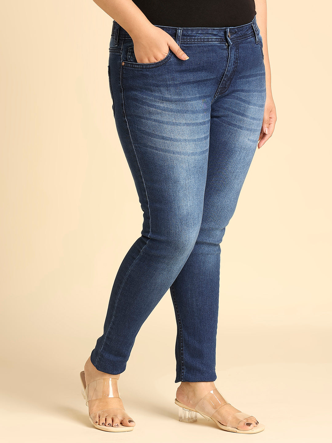 Women Plus Size Blue Slim Fit Heavy Fade Stretchable Jeans