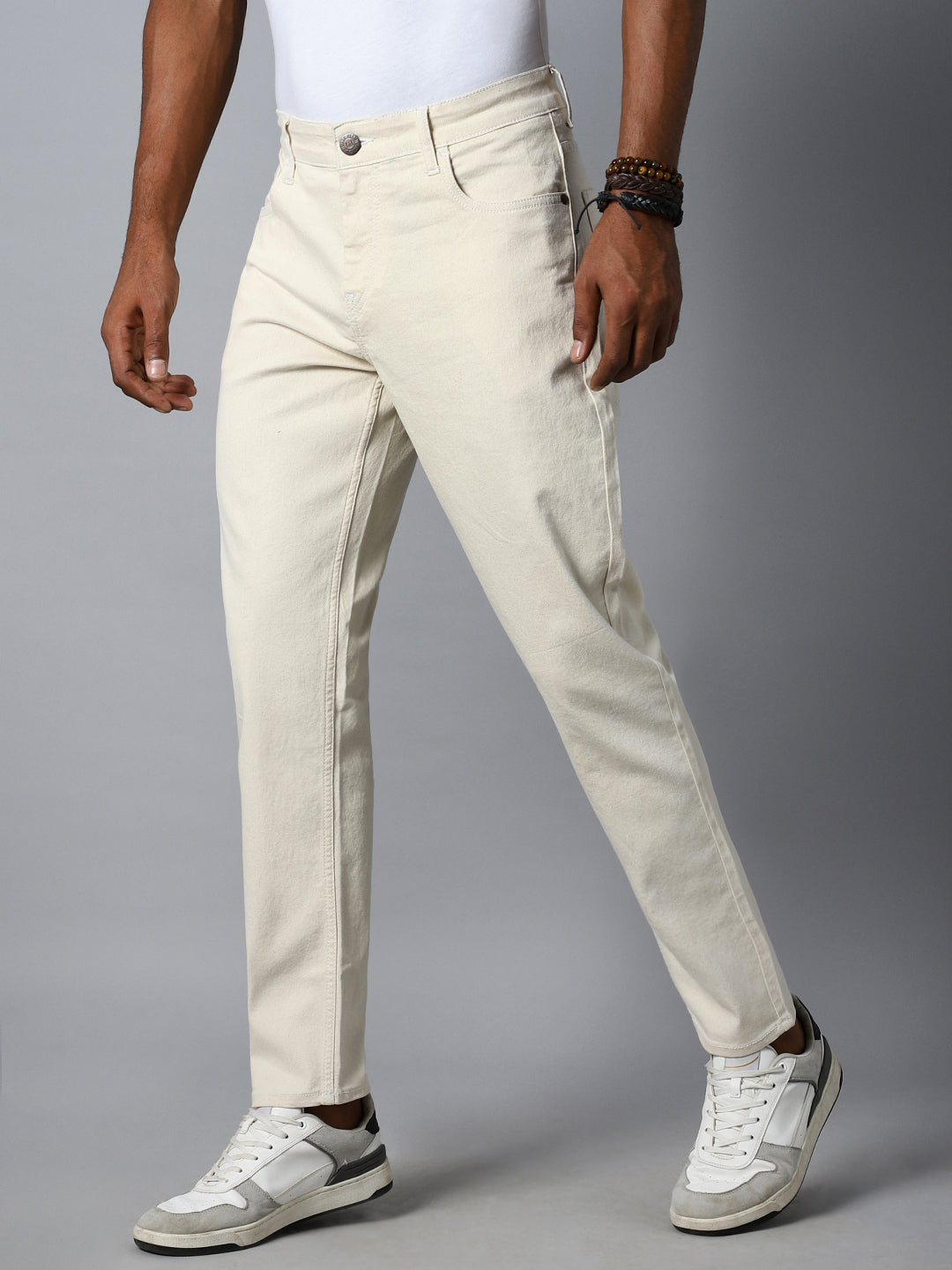 Men Tapered Fit Mid-Rise Clean Look Stretchable Jeans