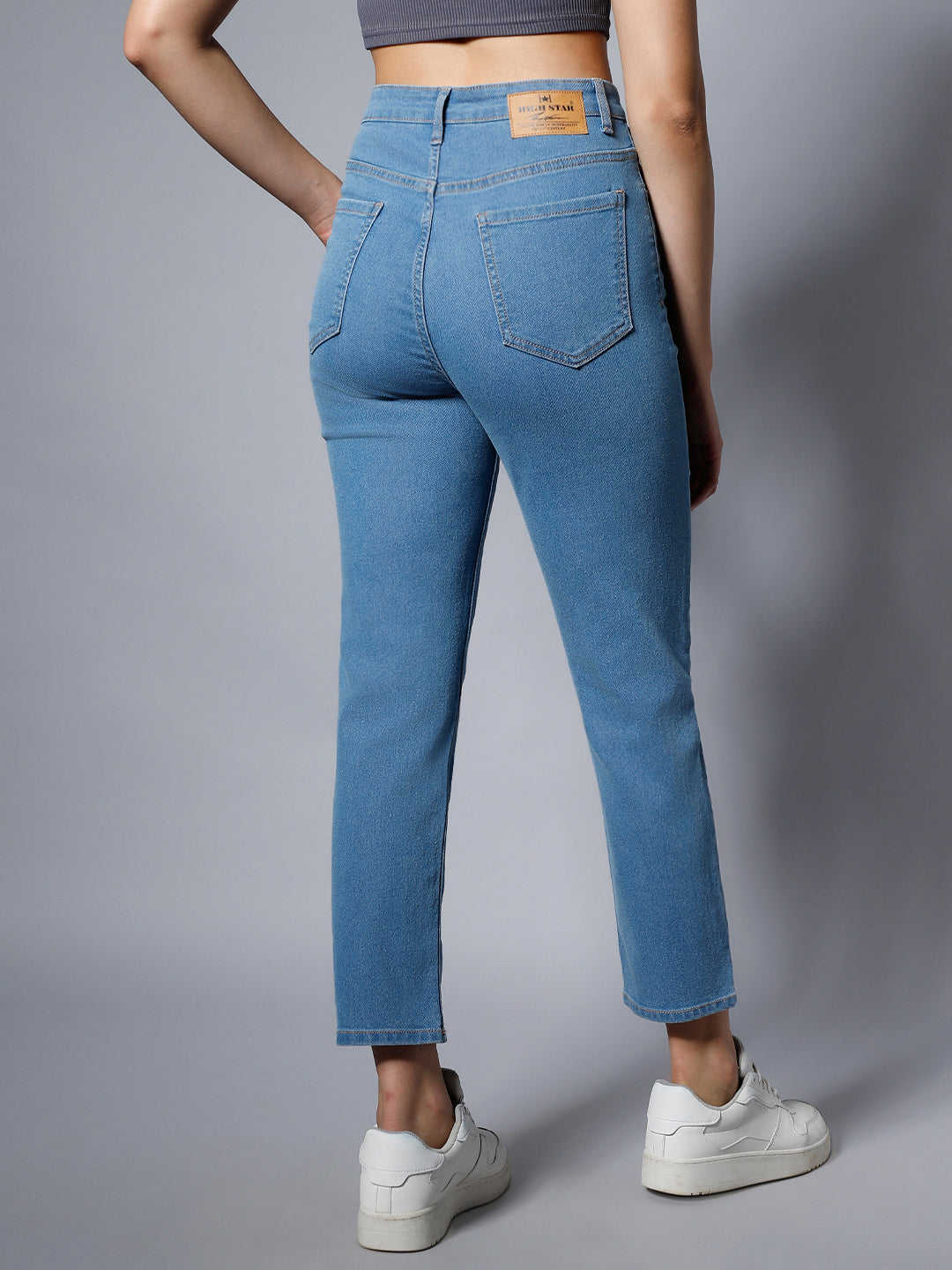 Women Blue Straight Fit High-Rise Mildly Distressed Heavy Fade Stretchable Jeans