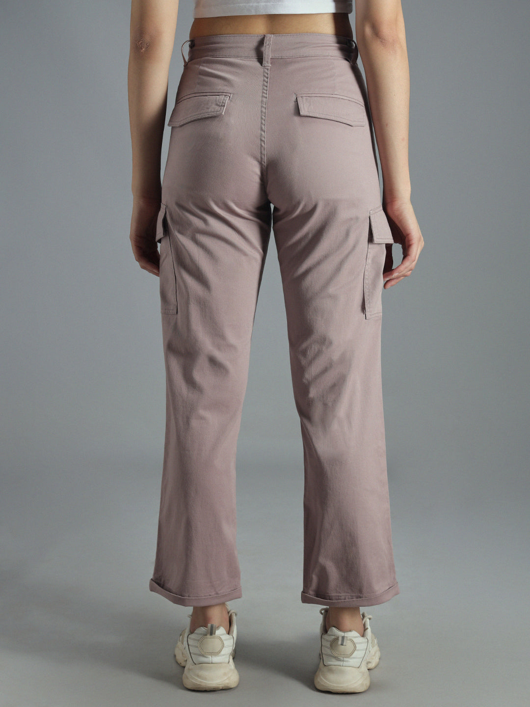 Women Relaxed Straight Leg High-Rise Plain Cargos Trousers