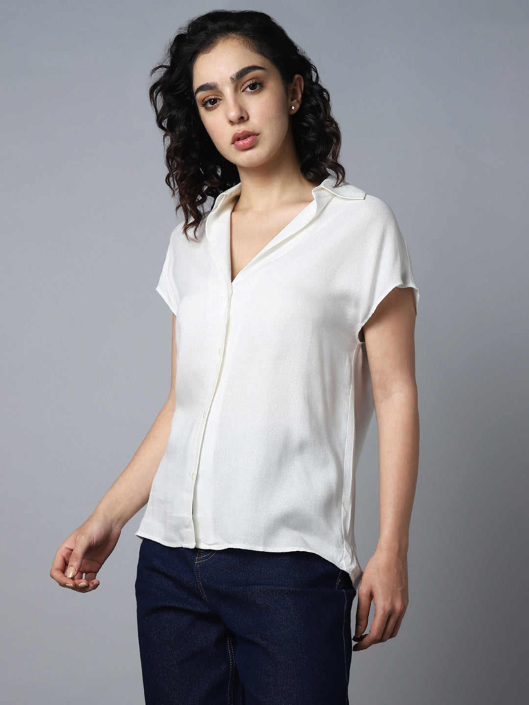 Classic Oversized Spread Collar Extended Sleeves Casual Shirt