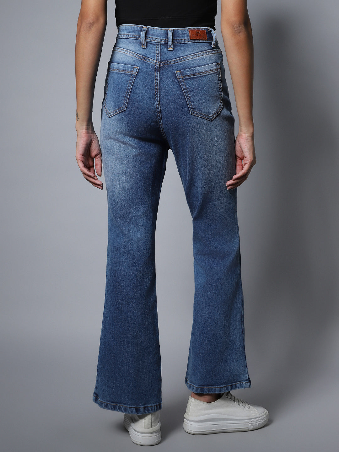 Women Blue Stretch Flare Fit Jeans