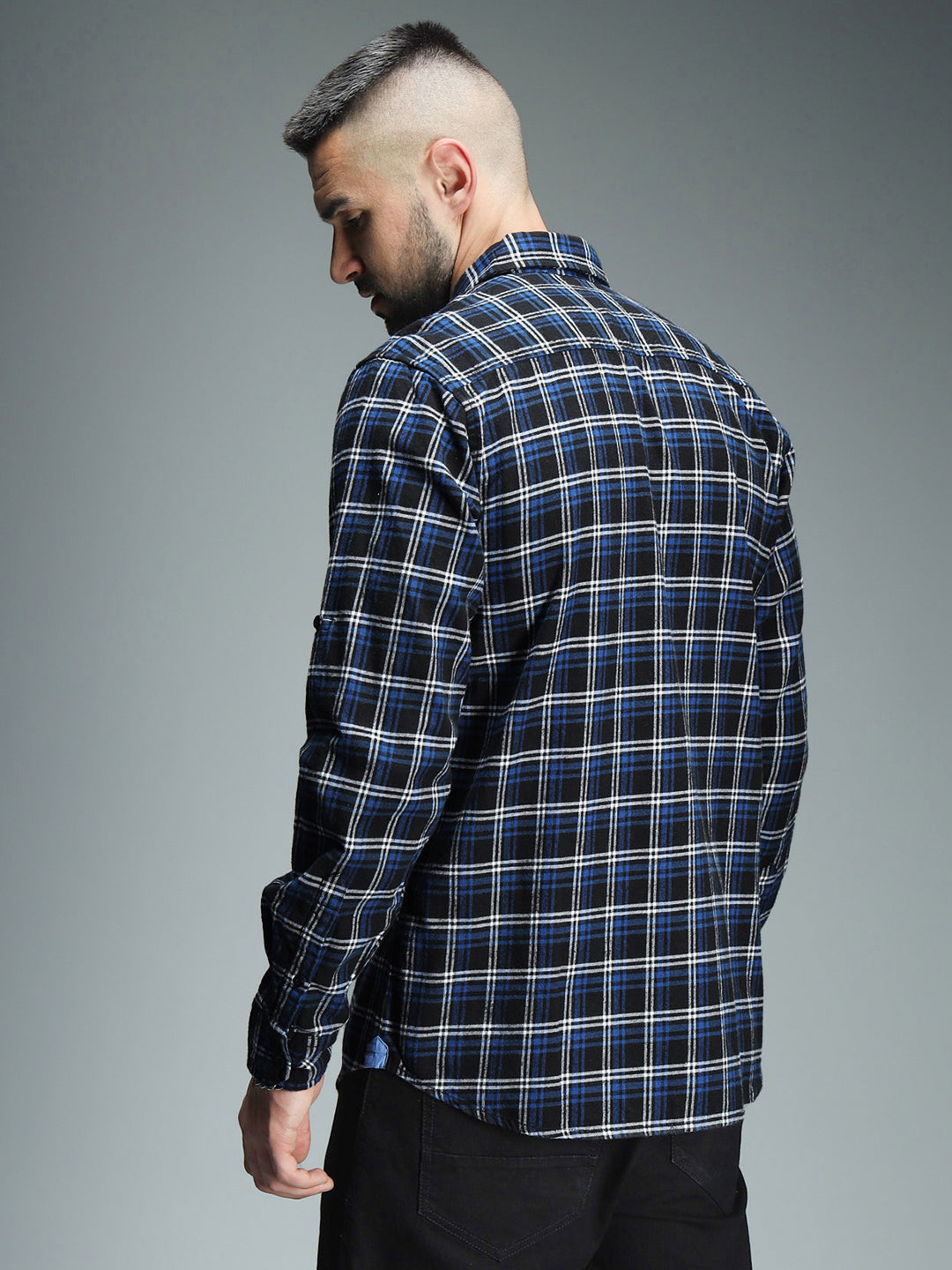 Standard Checked Cotton Spread Collar Curved Casual Shirt