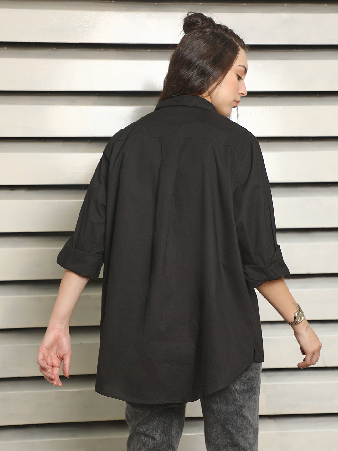 Classic Spread Collar with eyelets Oversized Cotton Casual Shirt