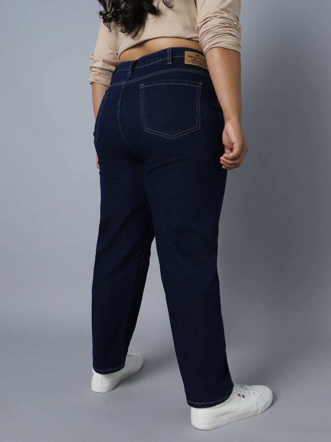 Women Plus Size Straight Fit High-Rise Clean Look Stretchable Jeans