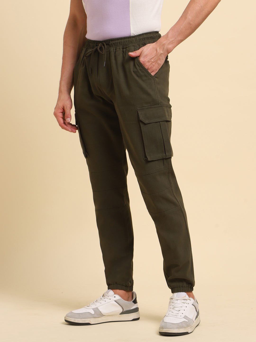 Men Mid-Rise Non Iron Cargo Trousers