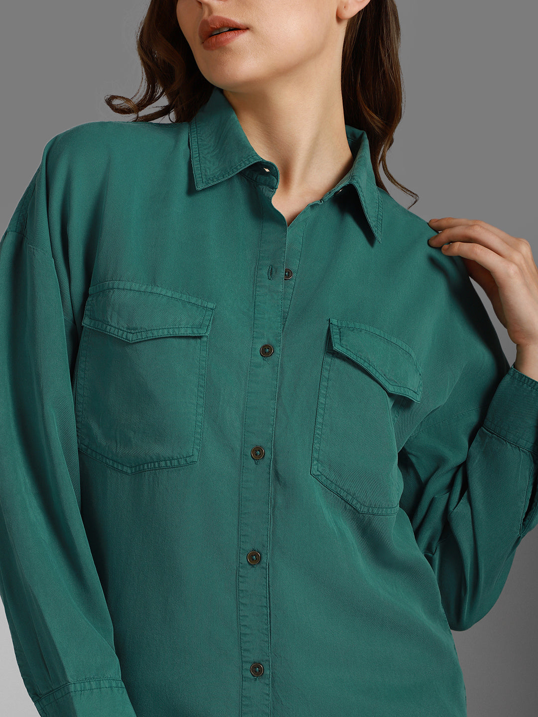 Classic Oversized Spread Collar Long Sleeves Cotton Casual Shirt