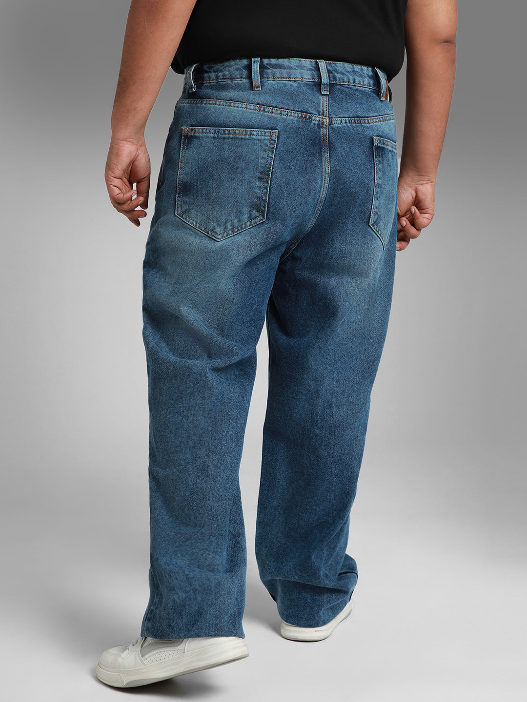 Men Plus Size Straight Fit Mid Rise Jeans