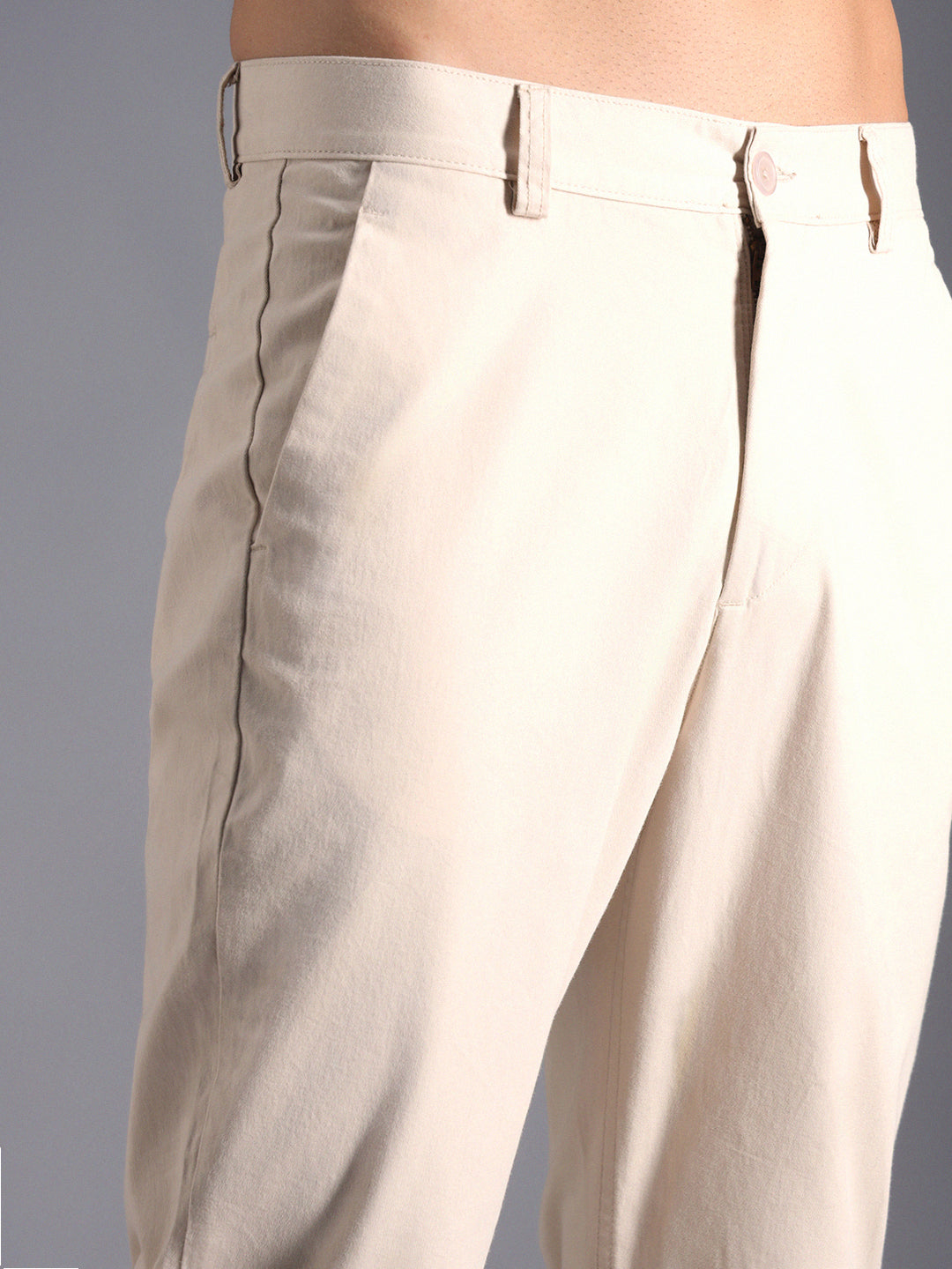 Men Relaxed Mid-Rise Cotton Regular Trousers