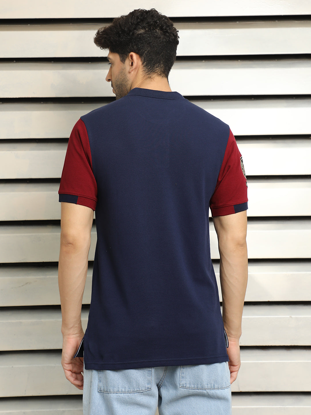 Men Polo Collar Applique Colorblocked Cotton T-shirt