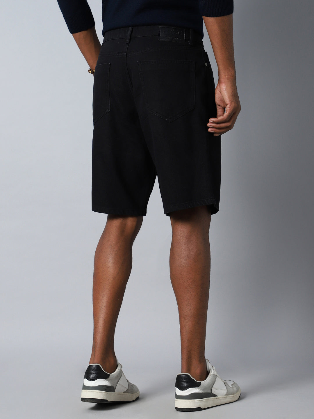 Men Black Loose Fit Denim Shorts