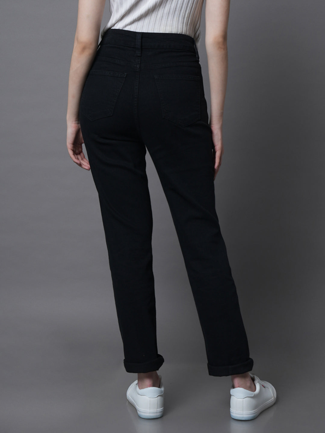 Women Straight Fit High-Rise Clean Look Stretchable Jeans