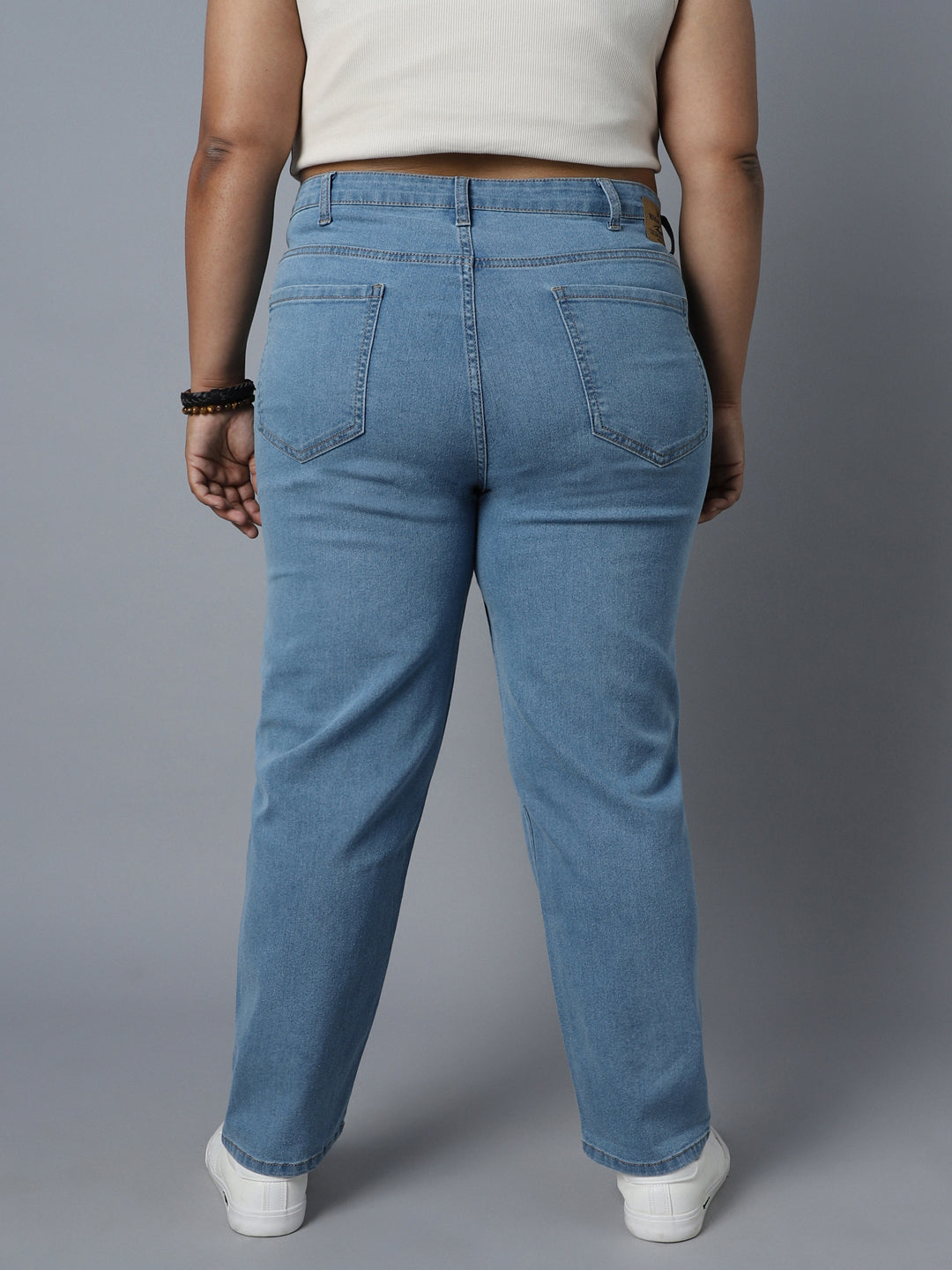 Plus Size Women Straight Fit High-Rise Clean Look Stretchable Jeans